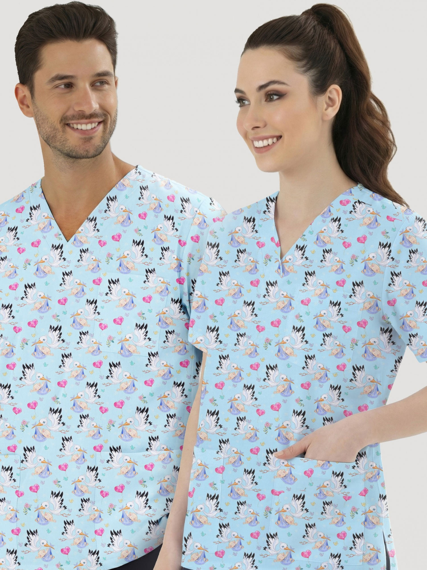 Топ медицинский с принтом Почтальон аист купить в Оренбурге